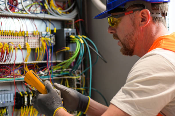 Best Circuit Breaker Repair  in East Grand Rapids, MI